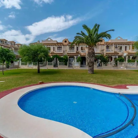 Alpesi faház Acogedor De Primera Planta En Torreblanca Torrevieja